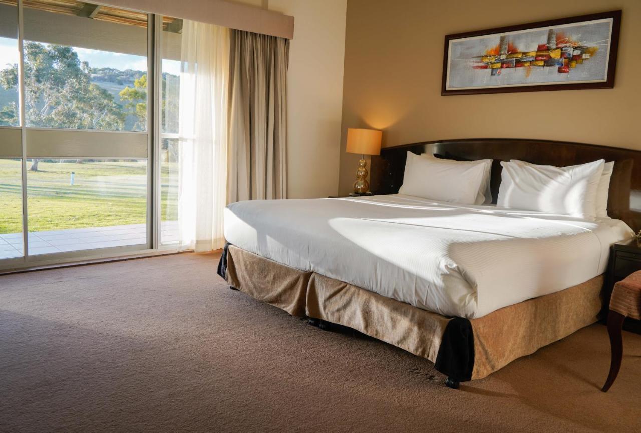 Отель Breakfree Wirrina Cove Экстерьер фото