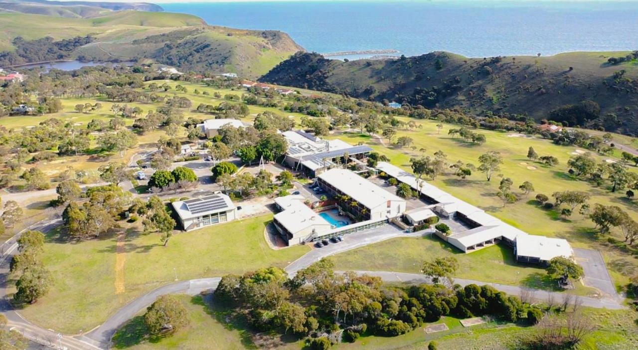 Отель Breakfree Wirrina Cove Экстерьер фото